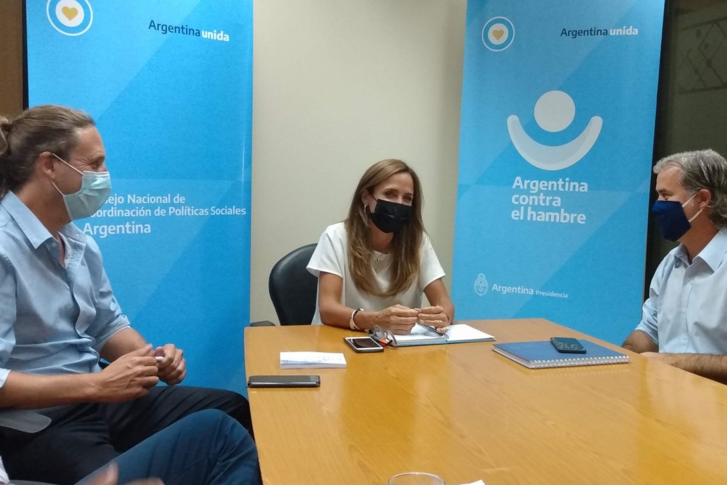 Analizan la implementación de políticas de acceso a una alimentación sana