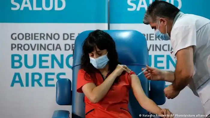 El Gobierno distribuirá en las próximas semanas más de 5 millones de vacunas contra coronavirus
