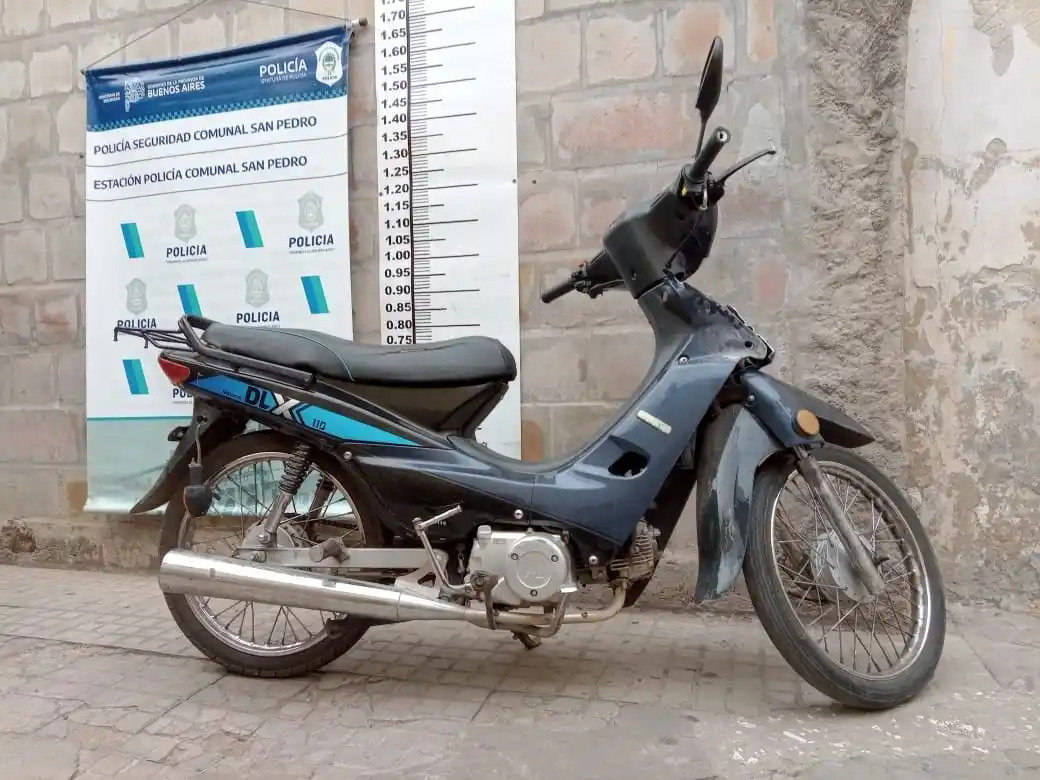 Menor de edad le robó una moto a Silvio Velo y Policía la recuperó mientras se fugaba