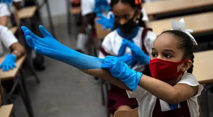 Científicos advierten por las consecuencias cardiovasculares del coronavirus en niños y  adolescentes