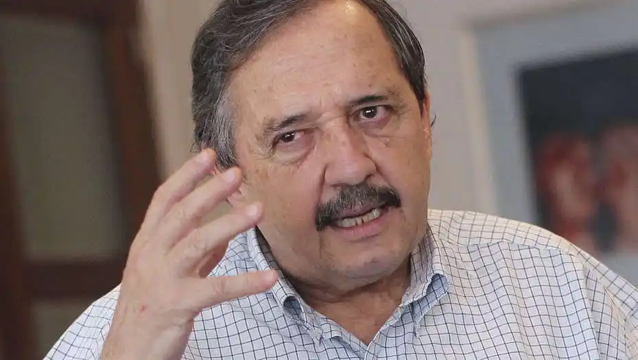 Alfonsín, duro contra Cambiemos por el uso realizado de los DNU