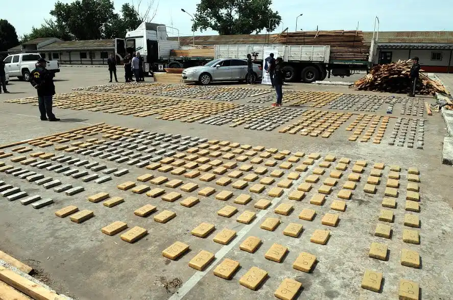 Zárate: detienen a narcos con marihuana en cunas de madera