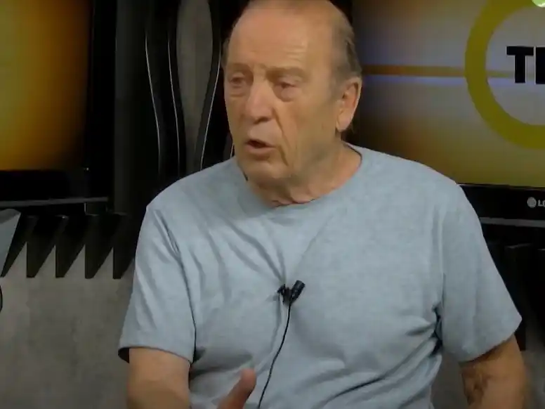 Carlos Castilla Simois, integrantes de la Unión de Usuarios Viales.