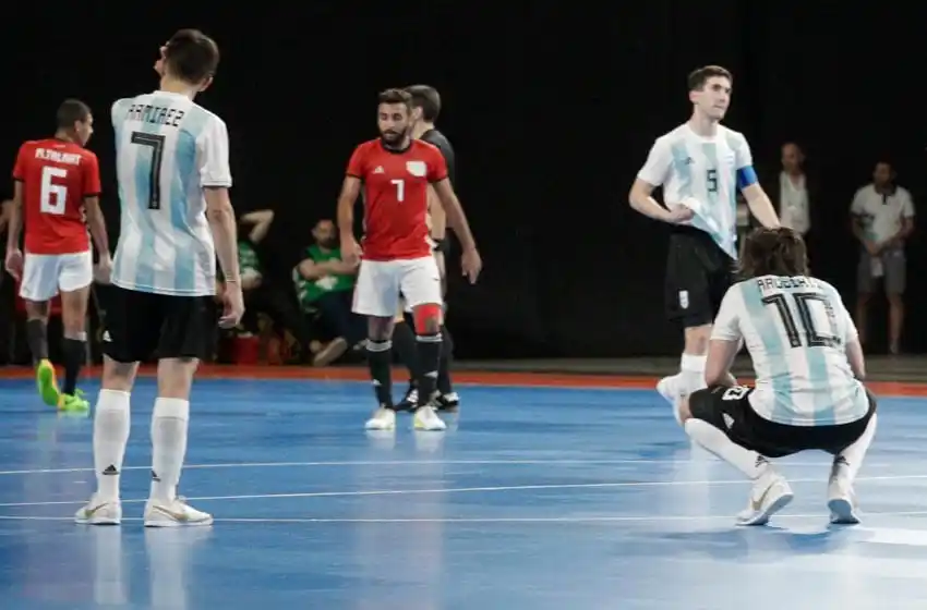 Argentina le ganaba 3-0 a Egipto, pero perdió 5-4 y se quedó sin podio en futsal