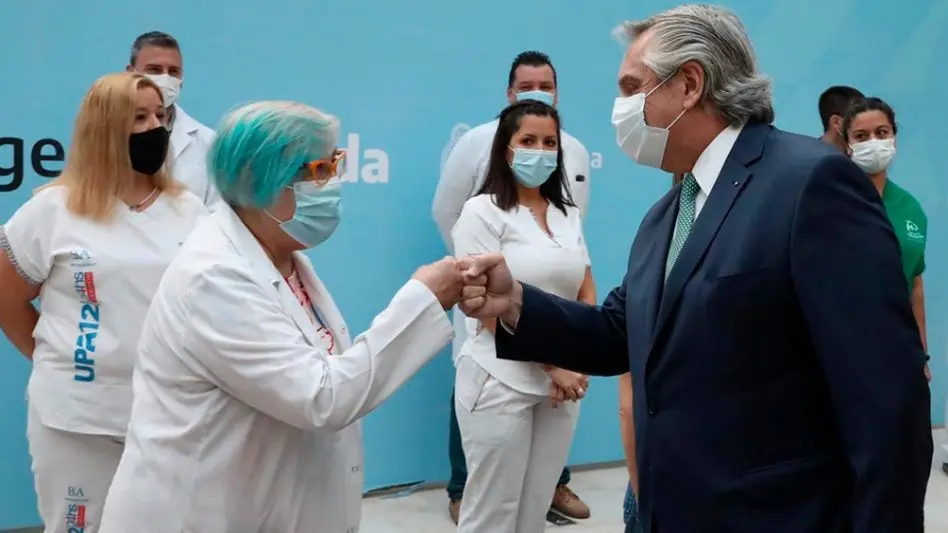 El Gobierno pagará un bono durante tres meses a 740.000 trabajadores de la salud