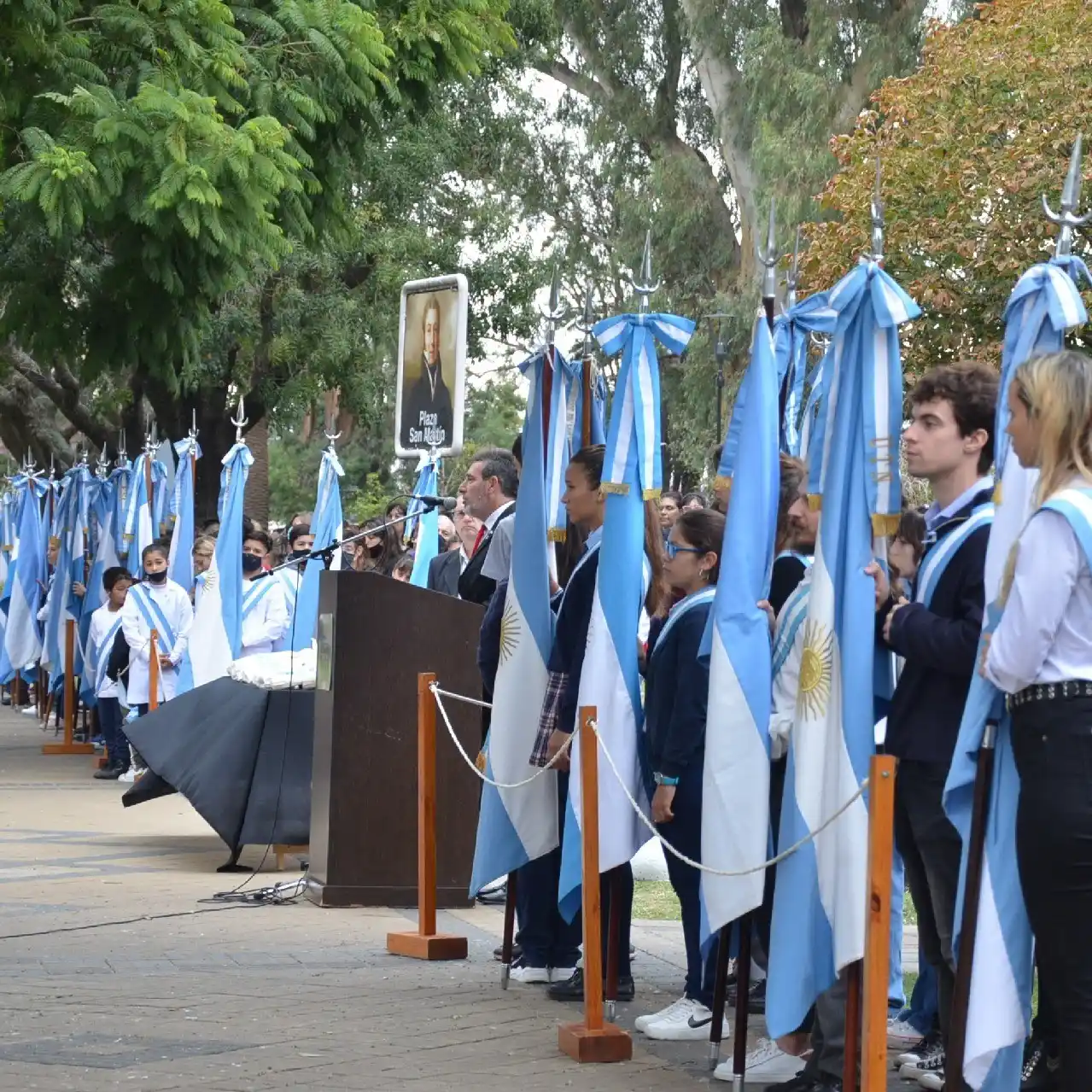 Tedeum y acto oficial en el 213º aniversario de la Revolución de Mayo