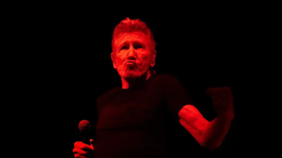Roger Waters acusa a sus detractores de «mala fe» tras polémico concierto