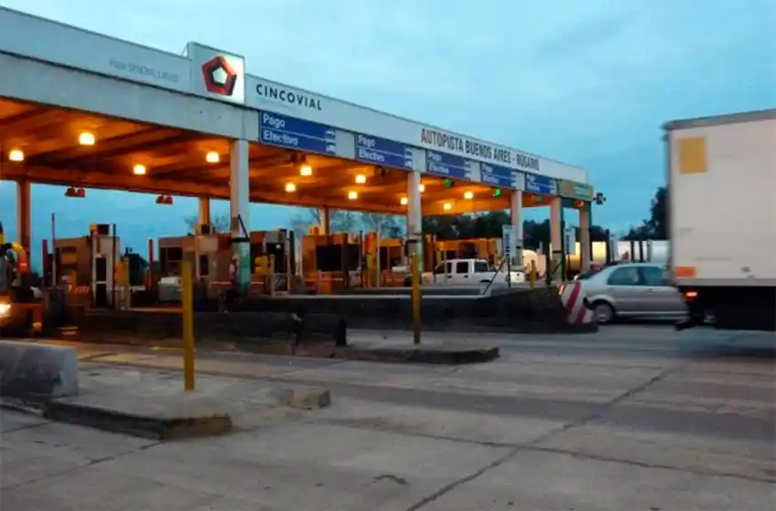 Continúan las barreras levantadas en los peajes por reclamos salariales