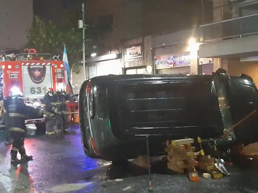 Le chocaron la camioneta a Hernán Drago