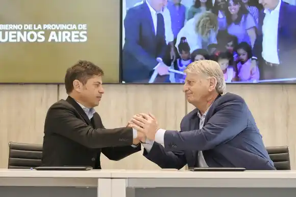 Kicillof en La Pampa: Firmó convenio de cooperación con Ziliotto y ambos criticaron al gobierno de Milei