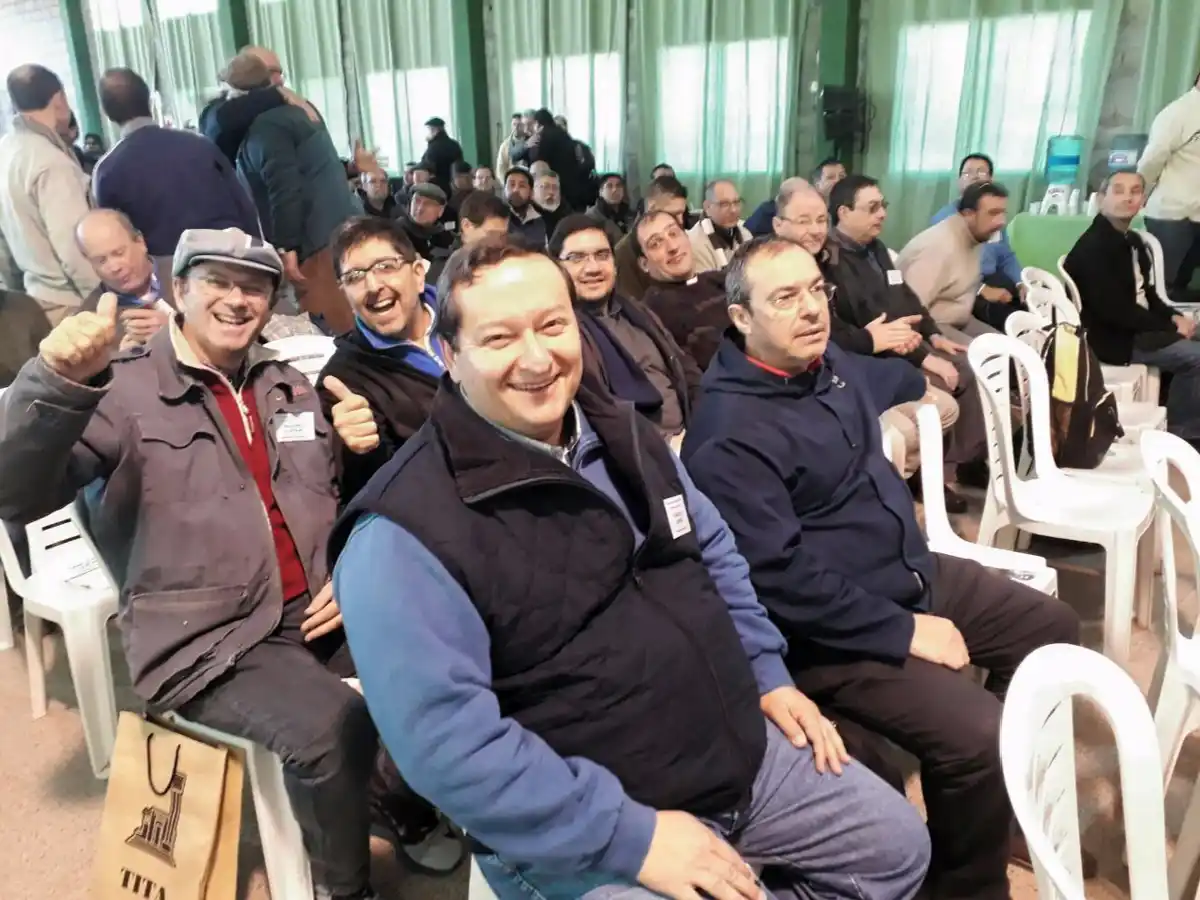 Sacerdotes de toda la región, en encuentro en Cura Brochero   