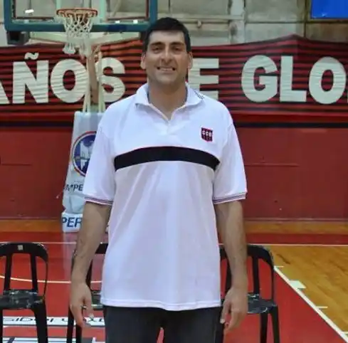 Confirmaron que Juan Cansina no continuará en Central Entrerriano