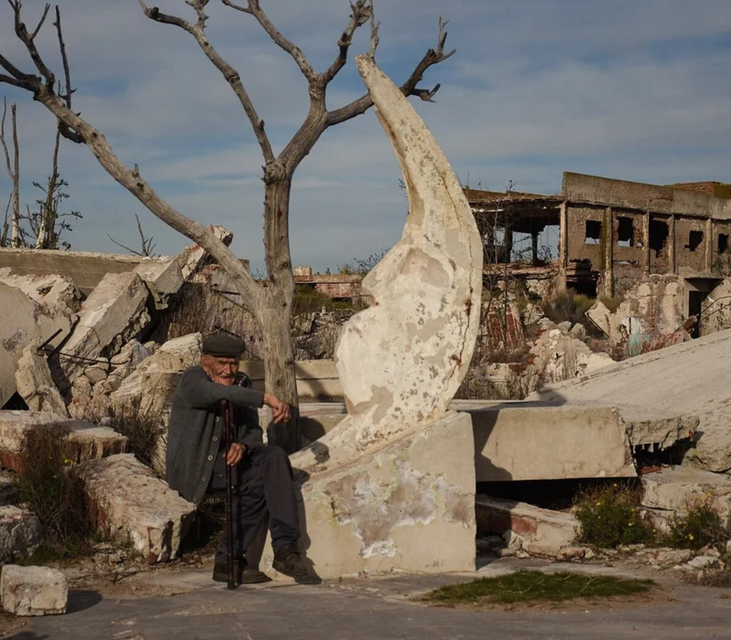 Novak era custodio de las ruinas que quedaron tras las inundaciones