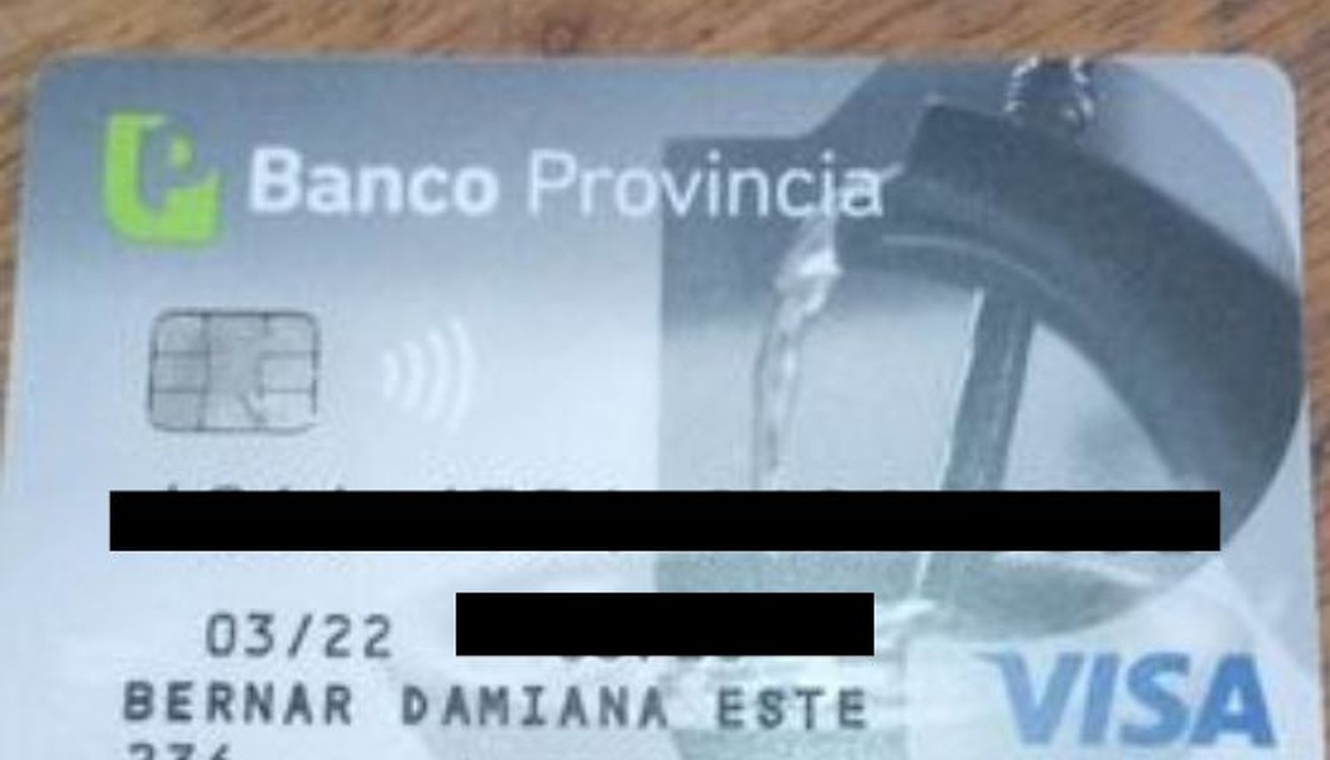Encontraron una tarjeta a nombre de Damiana