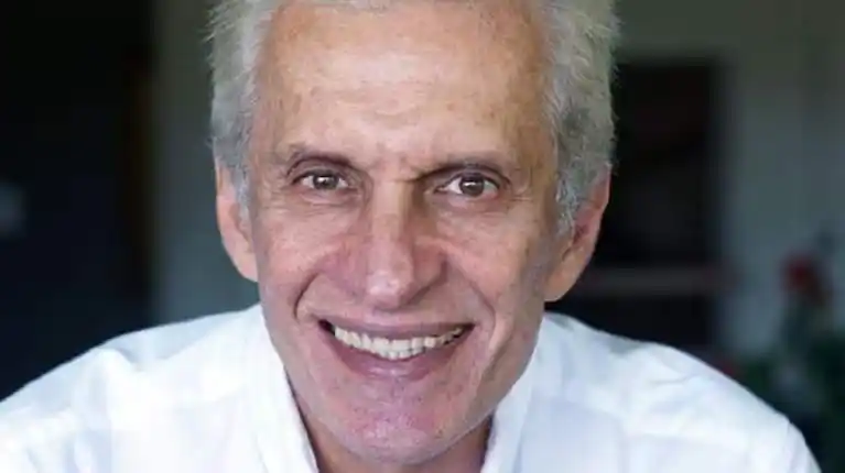 Fernando Martínez Mottola, uno de los opositores refugiados en la embajada argentina en Caracas, se reencontró con su familia tras una larga negociación internacional.