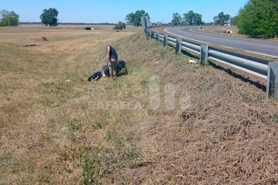 Un joven motociclista terminó en el hospital de Sunchales tras accidentarse en la ruta
