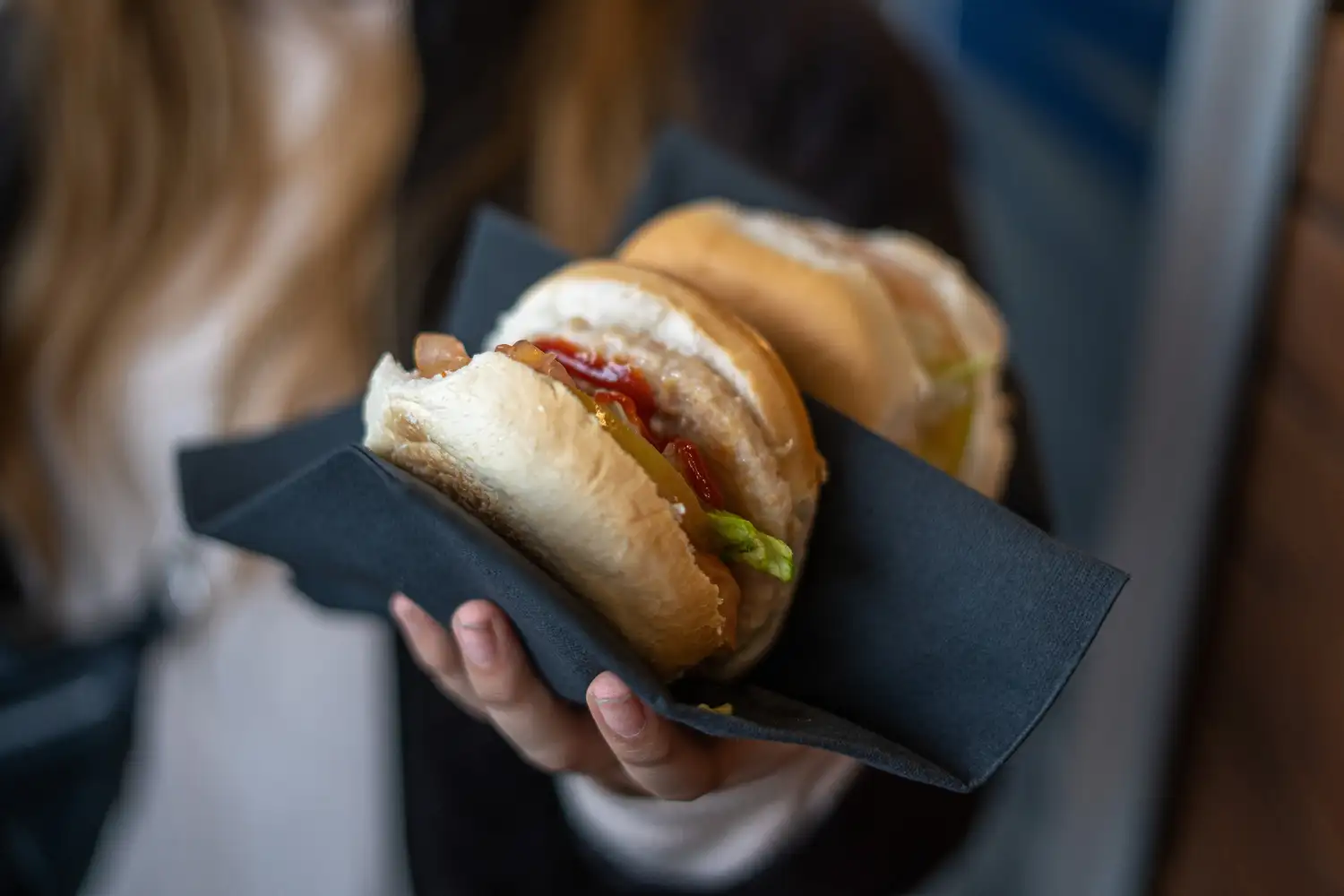 Calisa lanza la nueva Griller Burger de Pollo