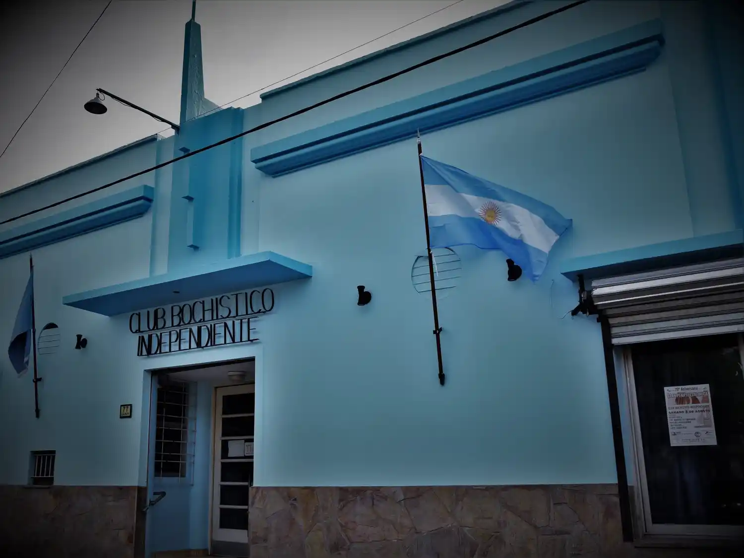 Por una amenaza de bomba se suspendió una fiesta en el Club Bochístico