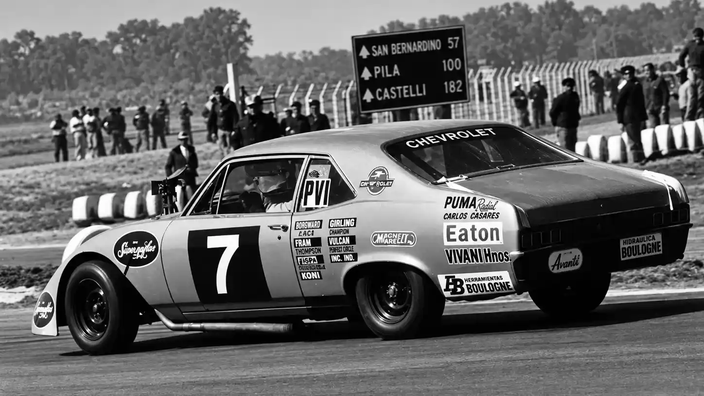 Roberto Mouras y el TC de Oro (Archivo CORSA)