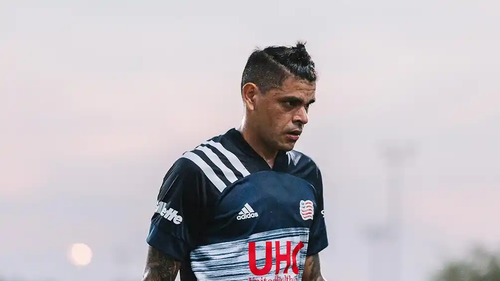 Gustavo Bou ya palpita la segunda ronda con el New England