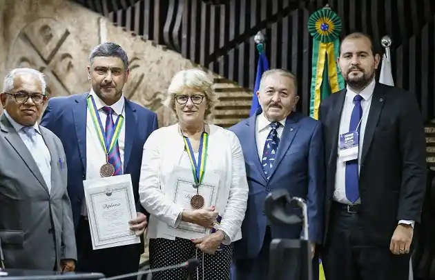 Magistrados de Gualeguaychú fueron condecorados en Brasil