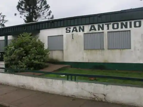 Trabajadores en asamblea permanente