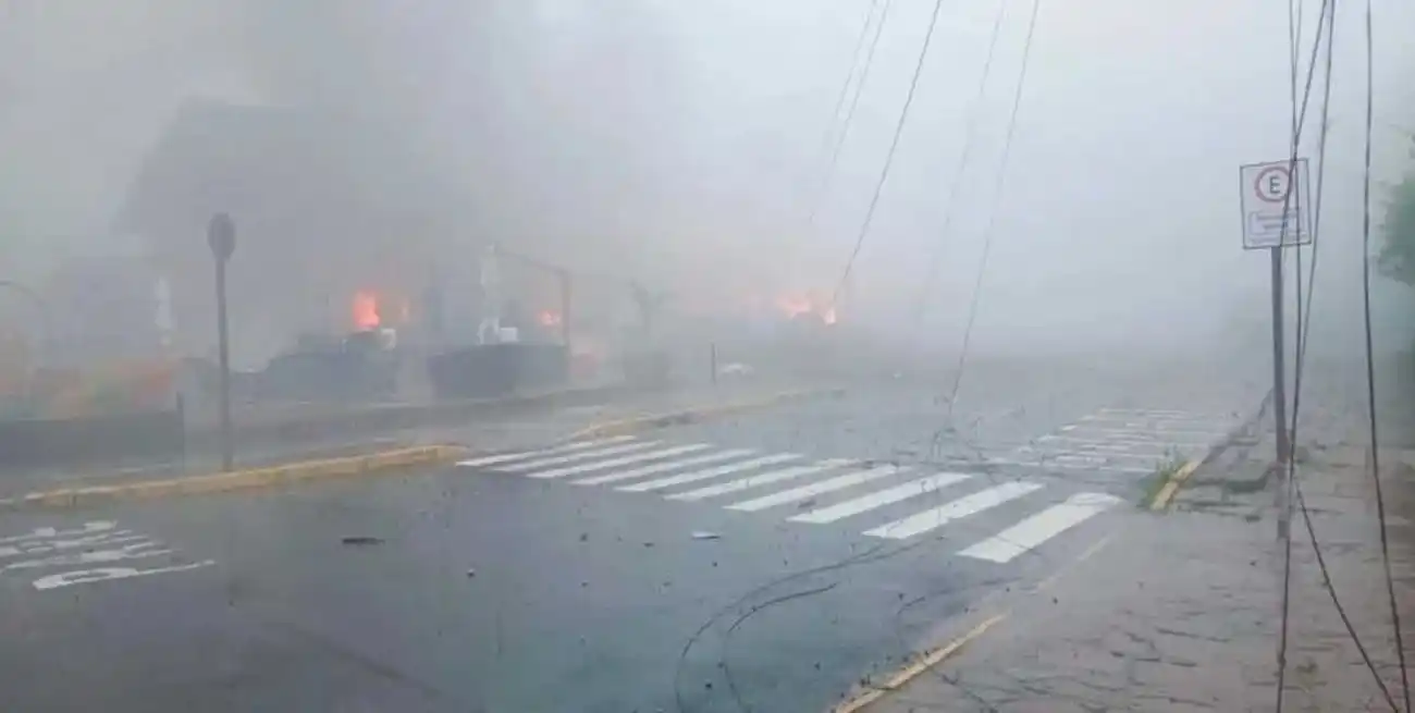 Una de las imágenes que divulgaron los bomberos locales.