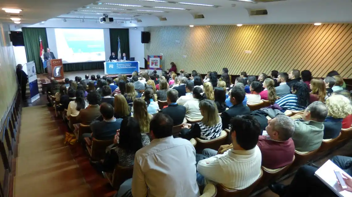 Encuentro de control interno en las empresas y sociedades estatales