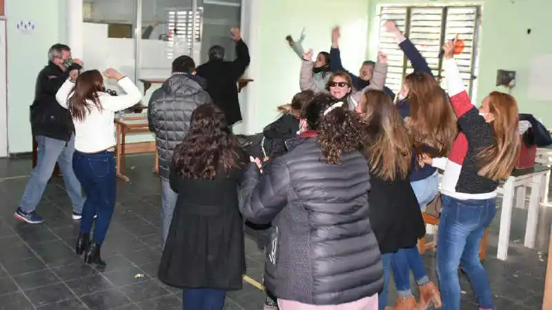 Contundente triunfo de la Lista Azul-Espacio Reconstruir en las elecciones no docentes