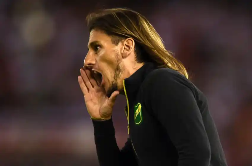 Sebastián Beccacece se fue de Defensa y Justicia