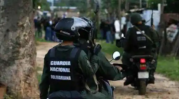 Ventana a La Libertad ALERTA de la fuga de 14 reclusos de la sede de la GNB en Zulia