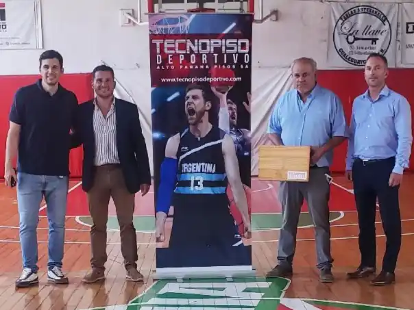 Neptunia, con “Chapu” Nocioni, lanza una campaña para renovar el piso de la cancha de básquet