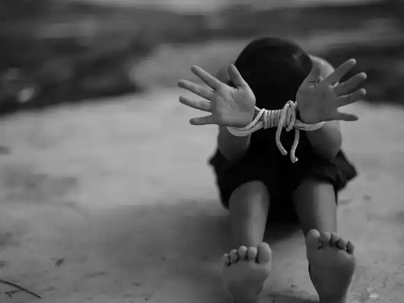 Desmantelan red que traficaba menores migrantes de Canarias a Francia