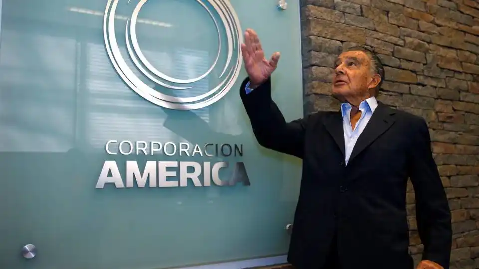 Cuadernos de las coimas: allanaron propiedades de Eduardo Eurnekian