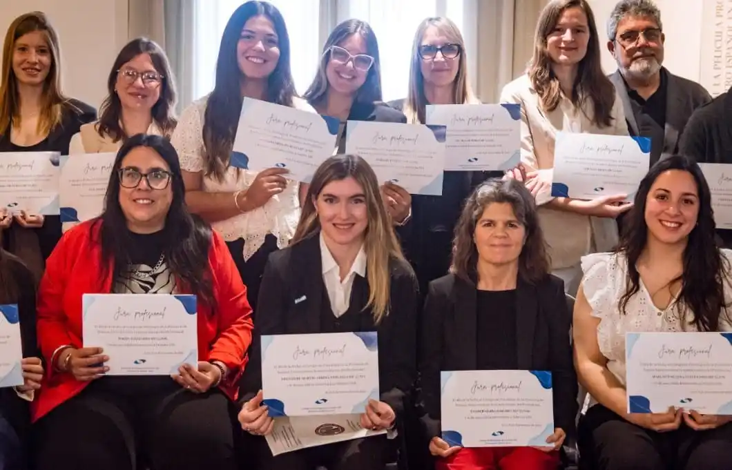 Nuevos profesionales en el Colegio de Psicólogos Distrito VIII