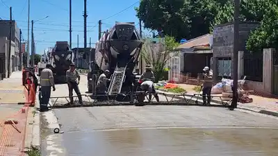 El Municipio continúa con las obras de repavimentación en diferentes zonas de la ciudad.