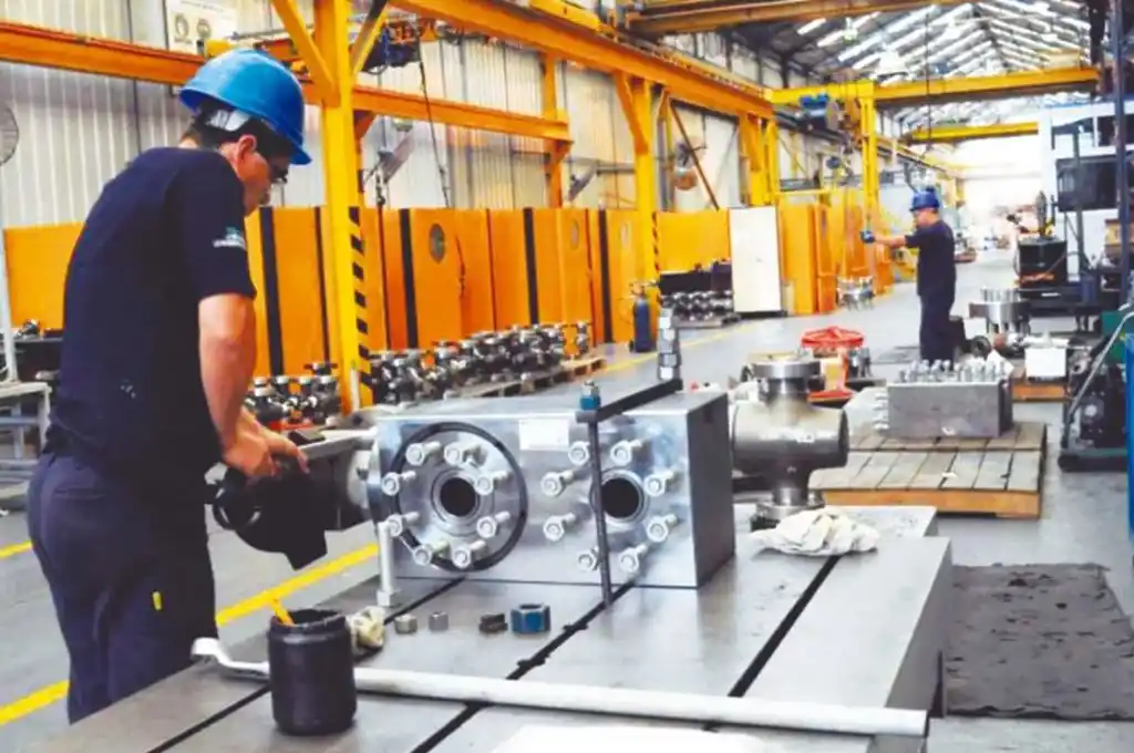 En enero la actividad industrial creció 6,3% interanual y la construcción 2,6%