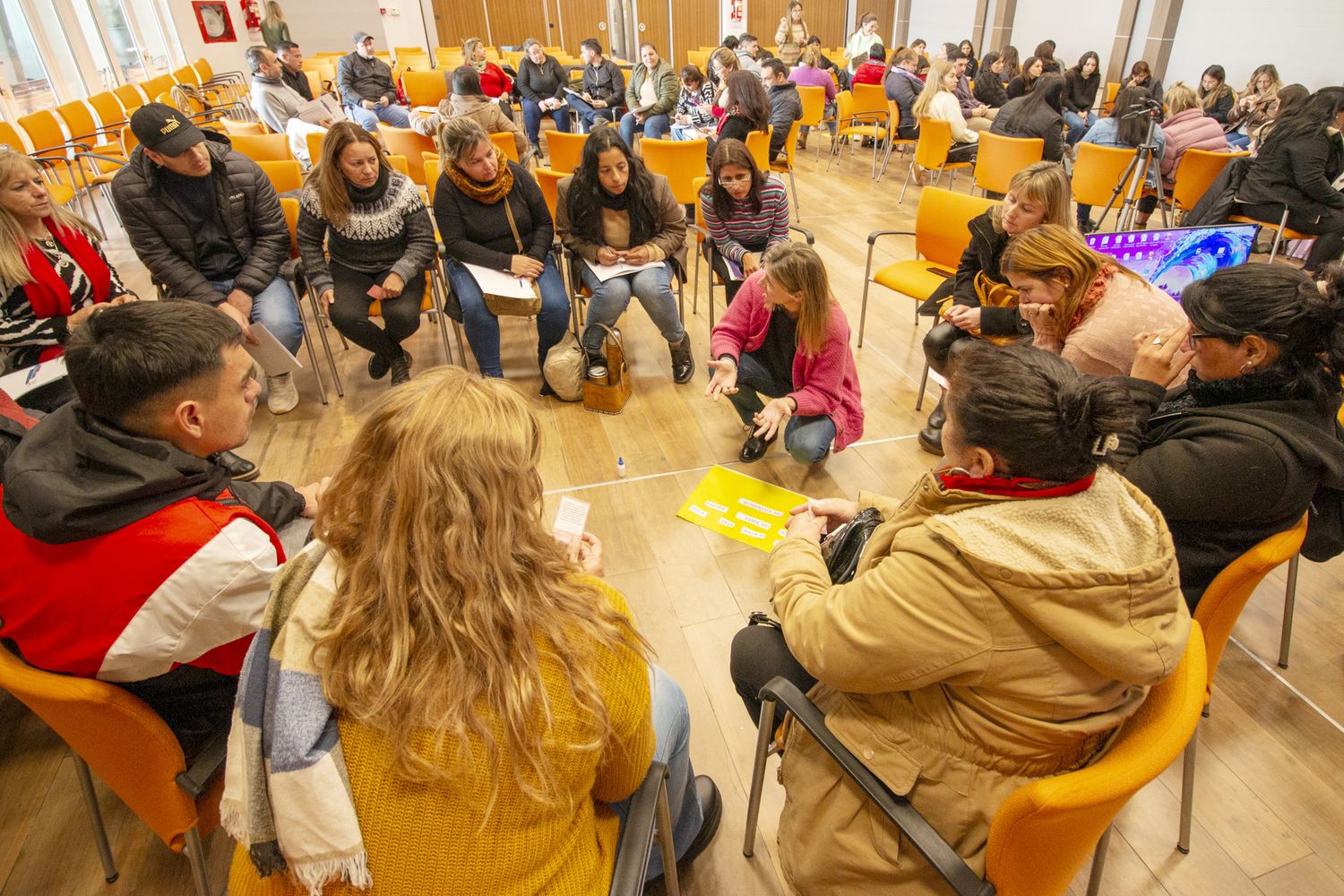 Nueva instancia de formación sobre el derecho al cuidado en el campo de las niñeces y adolescencias