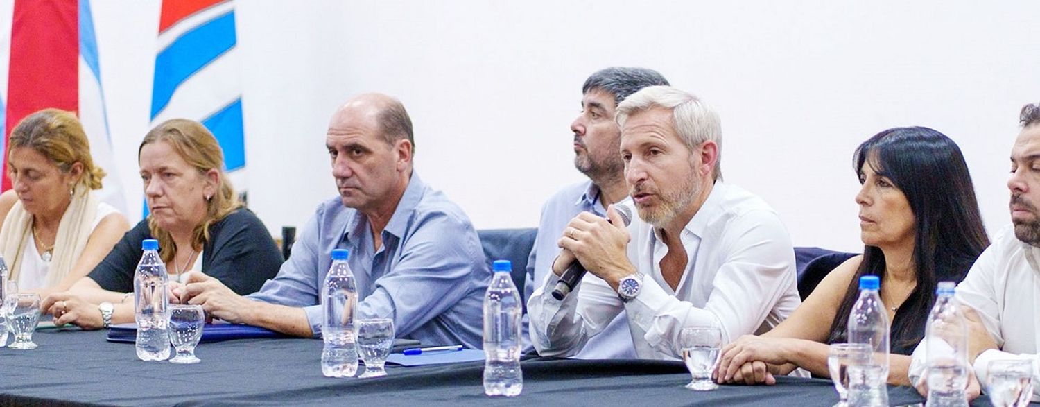 “Vamos a destinar el 50 % del impuesto inmobiliario rural a reparar los caminos de la producción”