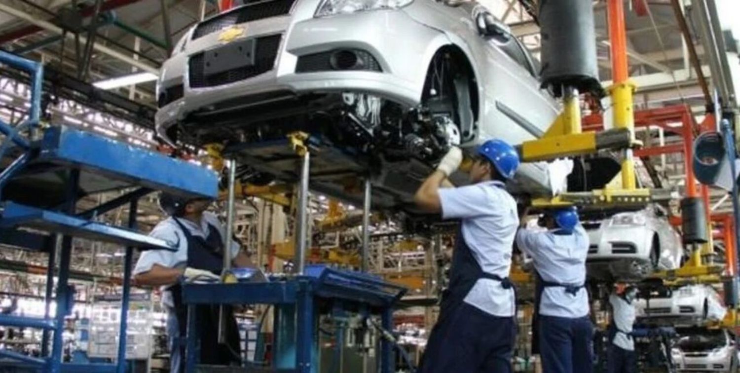 Impulsada por el sector automotor, la industria santafesina creció 5,3% en junio