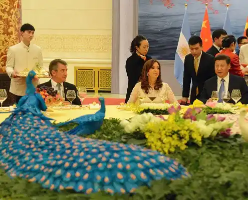 Urribarri cerró en China acuerdos por 250 millones de dólares para Entre Ríos 