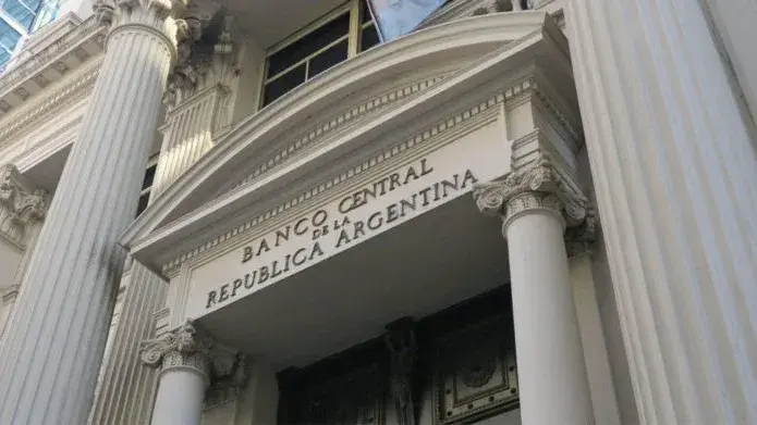 Reformar el Banco Central: una alternativa más sólida que la dolarización