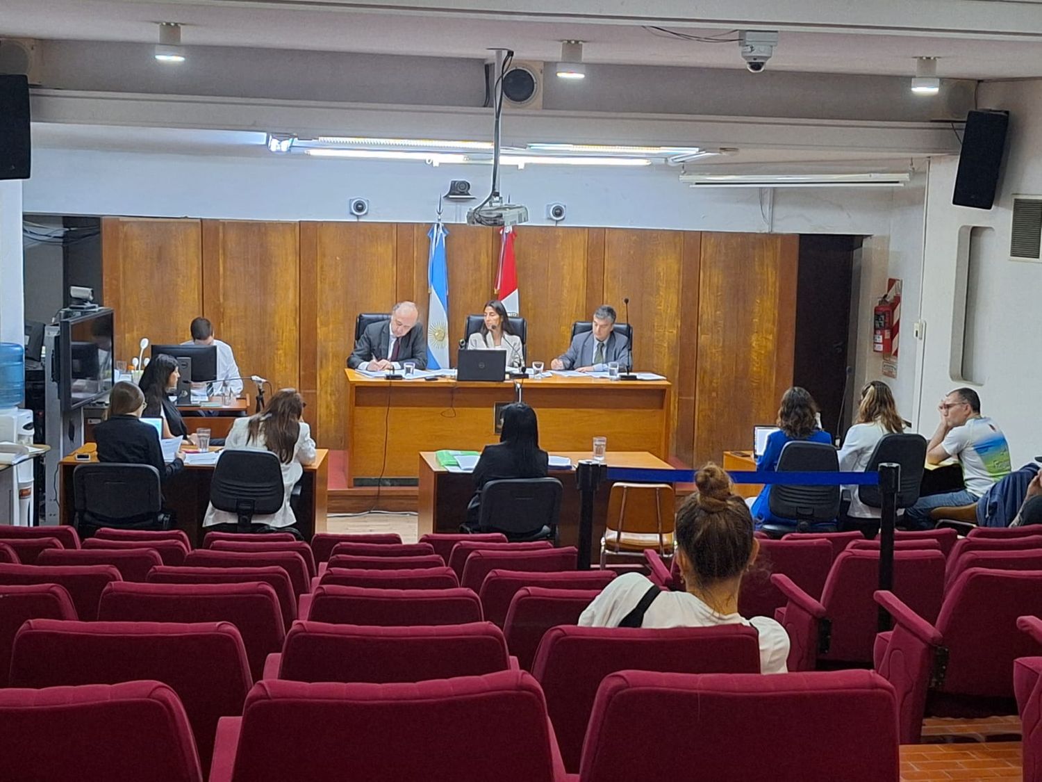 Más testigos complican la situación procesal del entrenador.