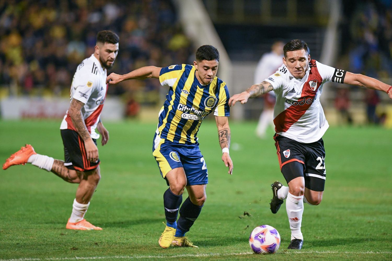 River rescató un empate en la última jugada del partido