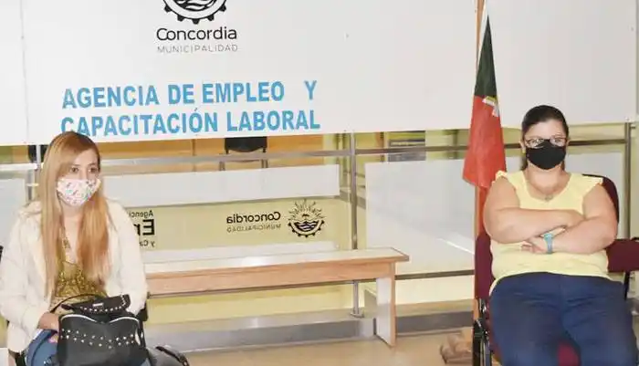 Nueve personas con  discapacidades comenzaron con su entrenamiento laboral