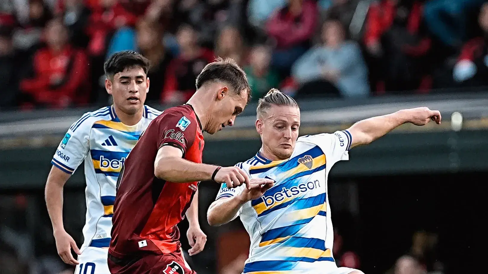 Boca y Newell’s empataron por 2 a 2
