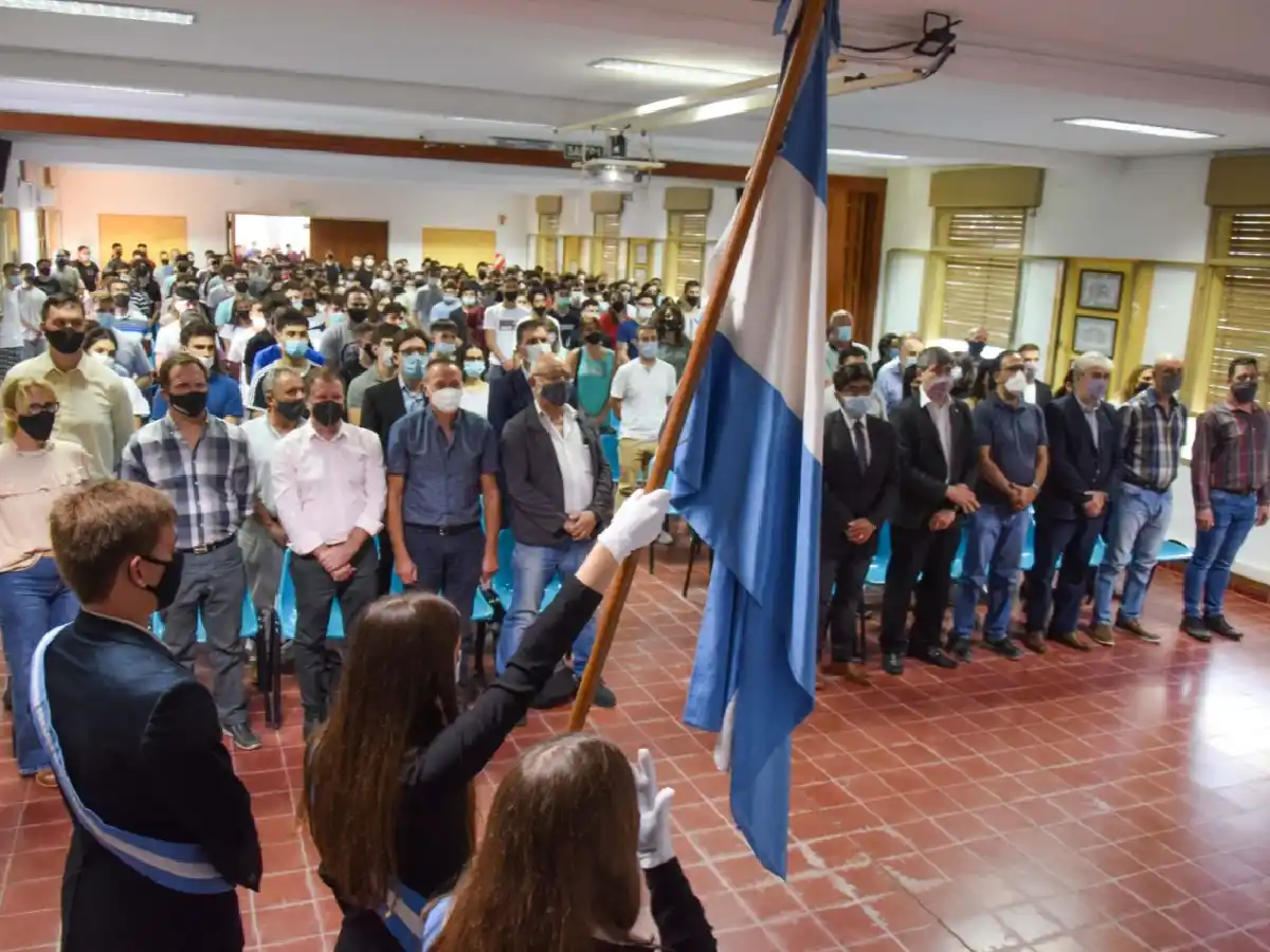  Volvió la universidad y el aula híbrida llegó para quedarse 