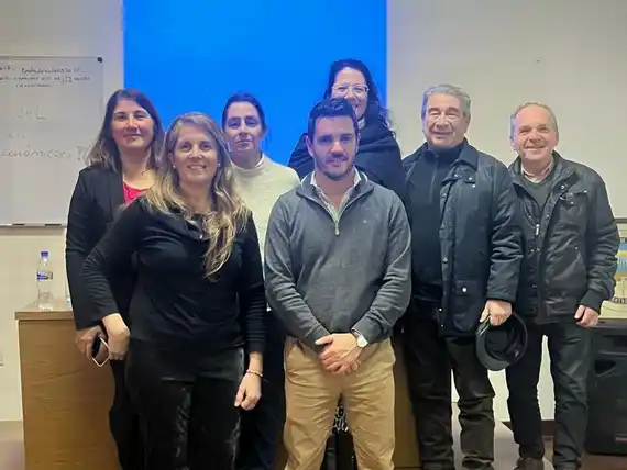 Buena convocatoria en la charla sobre inversiones y actualidad financiera