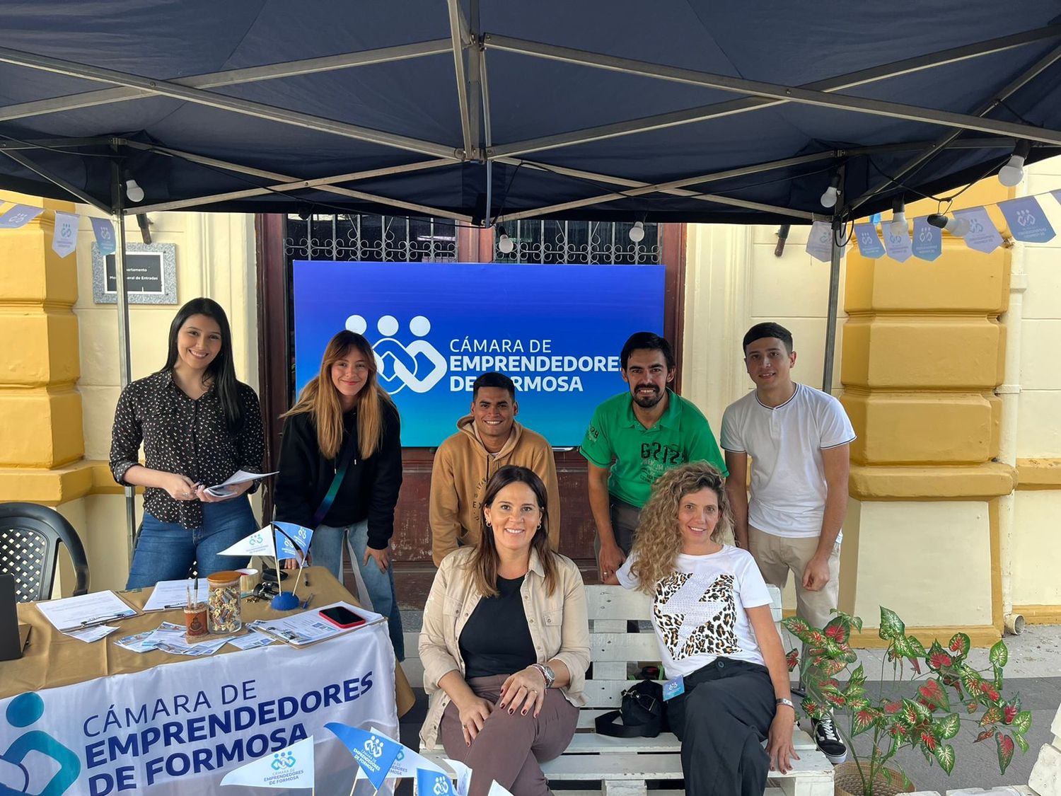 Con notoria concurrencia se vivió otra tarde de Feria Emprendedora