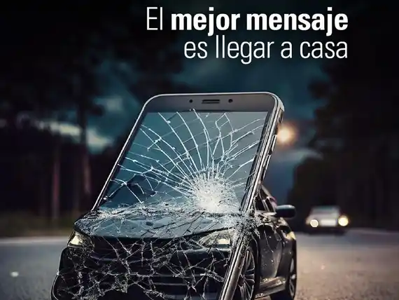 El 42 por ciento de los conductores admitió que no toma medidas para evitar usar el celular